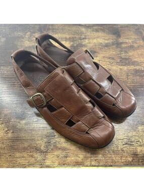 Cole Haan Brown Leather Fisherman Sandals Shoes Buckle Vibram Soles Size 10.5M